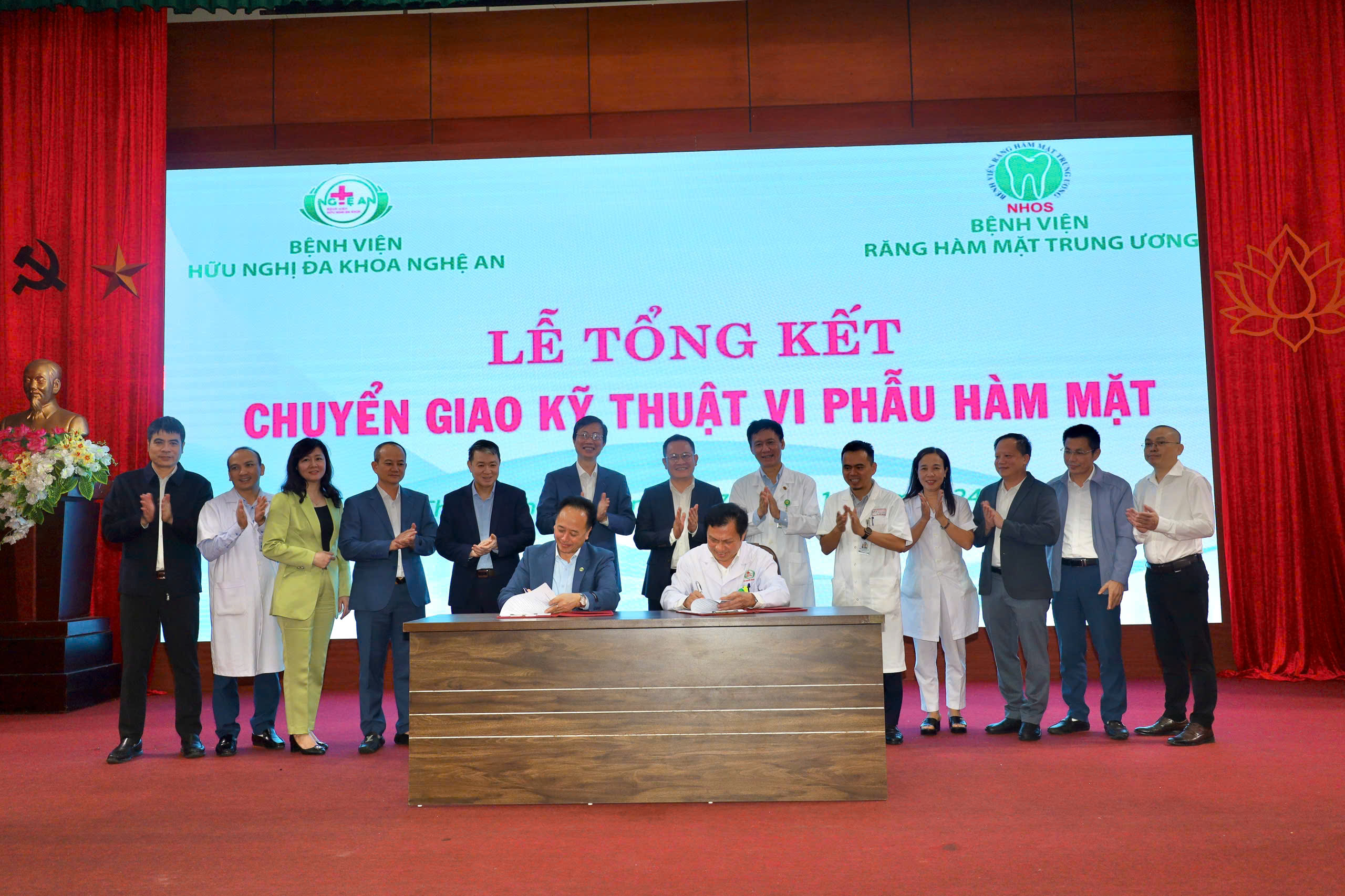 LỄ TỔNG KẾT CHUYỂN GIAO KỸ THUẬT VI PHẪU HÀM MẶT